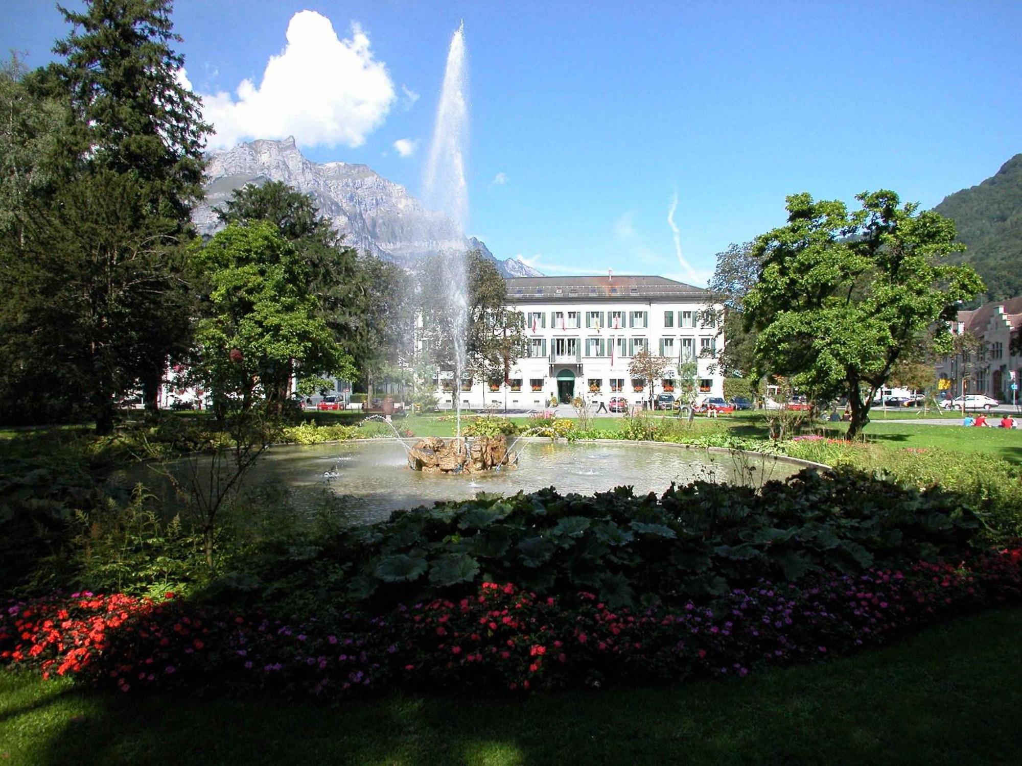 Hotel Post Glarnerhof Glarus